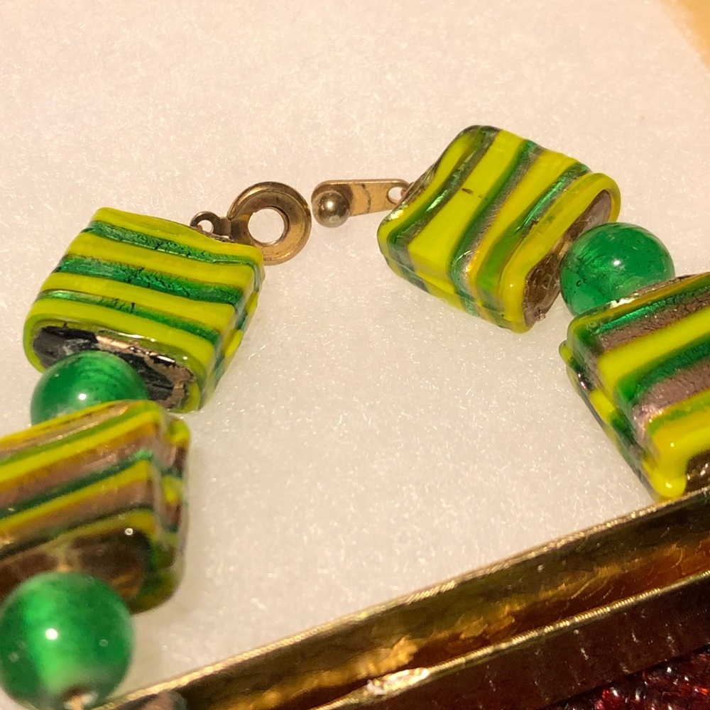 Green & Yellow Art Glass Bracelet - Picture 4 of 5